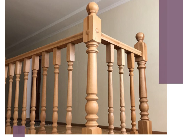 Деревянные перила на заказ в Куйбышеве: монтаж и изготовление