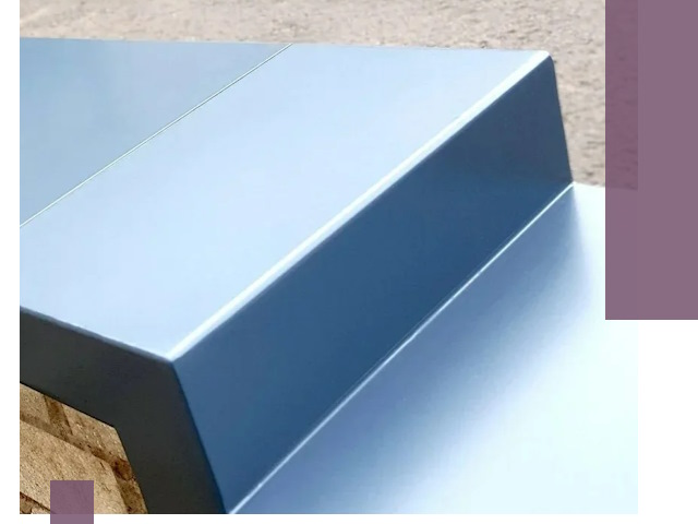 Крышки на парапет в Куйбышеве: изготовление и монтаж под ключ